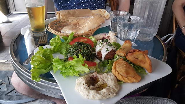 Falafel café