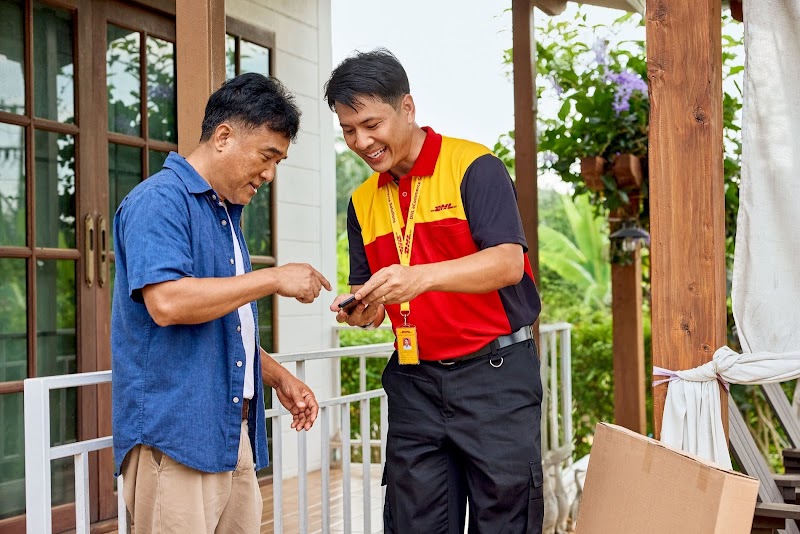 DHL Express Service Point (The Tec Centre - iPayOn) photo 2