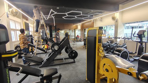 How Can a Consistent Workout Routine Build Everyday Strength? post image