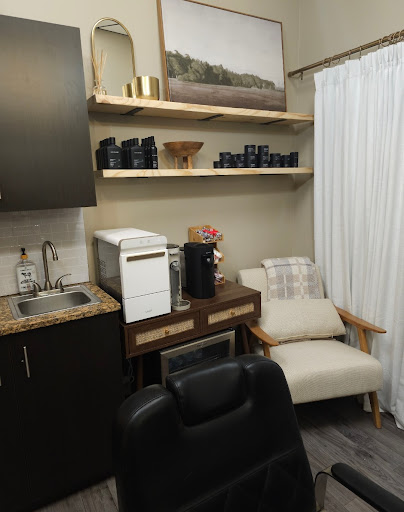 TAPERED MEN’S SALON SUITE - Thumbnail