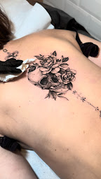 Photo n°27 de Linked tattoo shop à Antibes (Tatoueur)