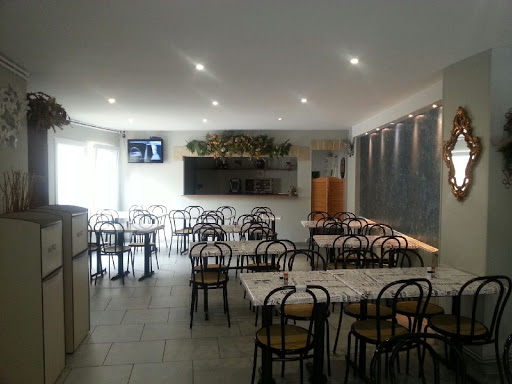 Photo 4 - Food & Factory