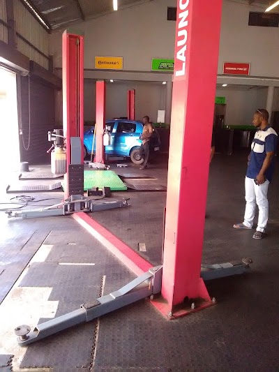 Photos of Fit&Go Bluff Tyres