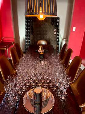 Reclaimed Bar & Restaurant - Chicago by null