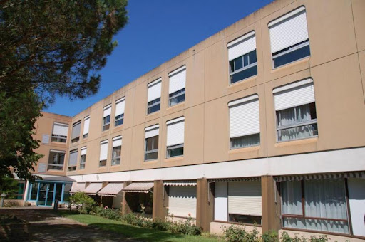 Photo de Hôpital Gériatrique de Vic en Bigorre - Accueil Acacias - Centre Hospitalier de Bigorre à Vic-en-Bigorre (65500)