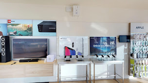 Photo n°10 de Boutique SFR Balaruc Le Vieux à Balaruc-le-Vieux (Opérateur téléphonique)