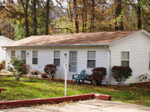 Anchor Motel & Cottages - Thumbnail