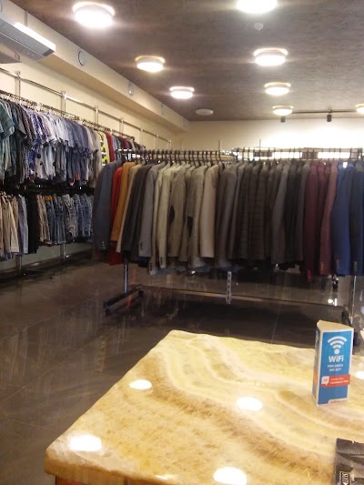 Photos of Sjuzanna Tirdzniecības centrs