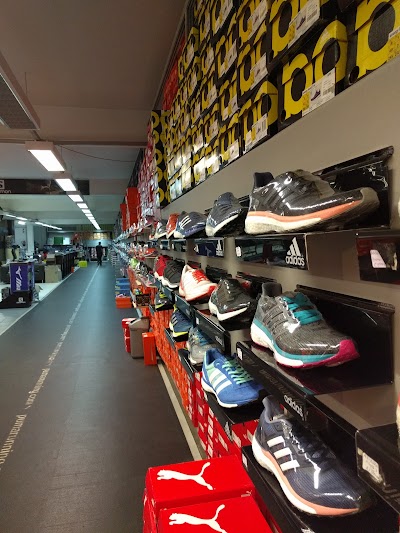 Photos of Poobie Naidoo Sports Wholesalers