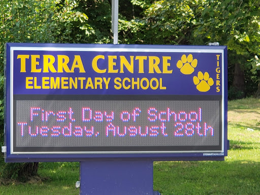 Terra Centre Elementary School - Thumbnail