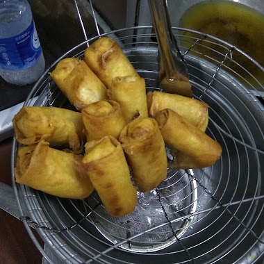 Lumpia Goreng Pejagalan, Author: Liaa Chiqa