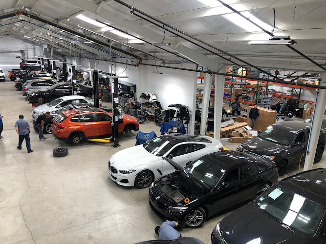 Sunwise Berkeley BMW Collision Center Window Tint in Berkeley