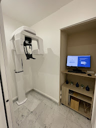 Photo n°11 de Docteur Marine Biney à Nice (Endodontiste)