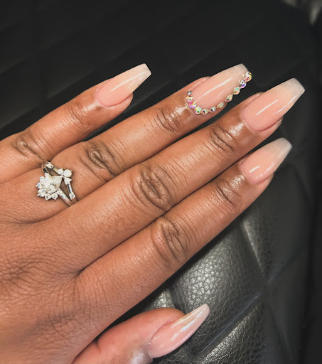 Glitter Nail Salon - Thumbnail