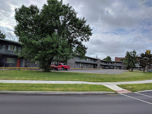 Muncie Inn - Thumbnail