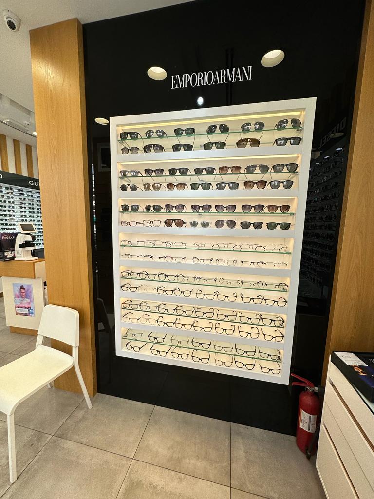 Al Amin Opticals Al Attar Center Karama Dubai - صورة 2