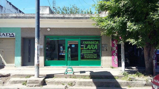 Farmacia Lara, Author: Florencia Soria