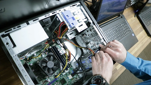 Computer Geeks - Thumbnail
