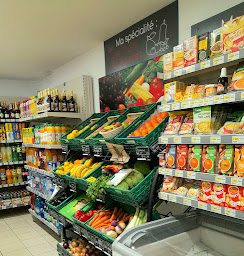 Photo n°22 de Café Chez Sophie - Vival Bureau de Tabac à Saint-Yzans-de-Médoc (Épicerie)