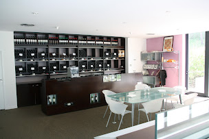 Photo n°5 de Maison Ginestet SA à Carignan-de-Bordeaux (Caviste)