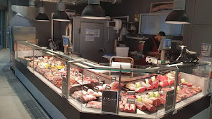 Photo n°1 de La table du boucher - Restaurant Rotisserie - Halles Laissac à Montpellier (Espace barbecue)