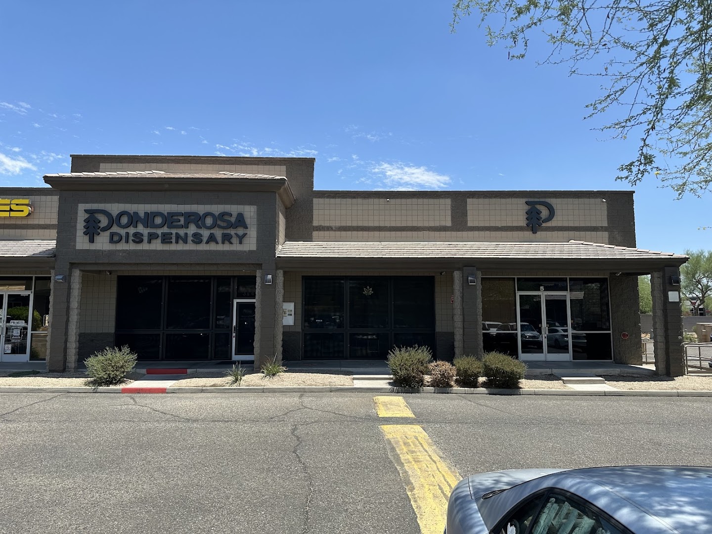 Ponderosa Dispensary Phoenix photo 2