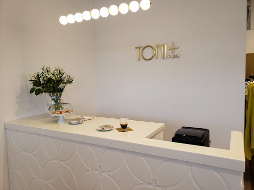 Toni Plus - Visual