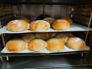 Photo n°34 de Pizzéria Les Platanes à Saint-Étienne-de-Fontbellon (Restaurant de cuisine traditionnelle)