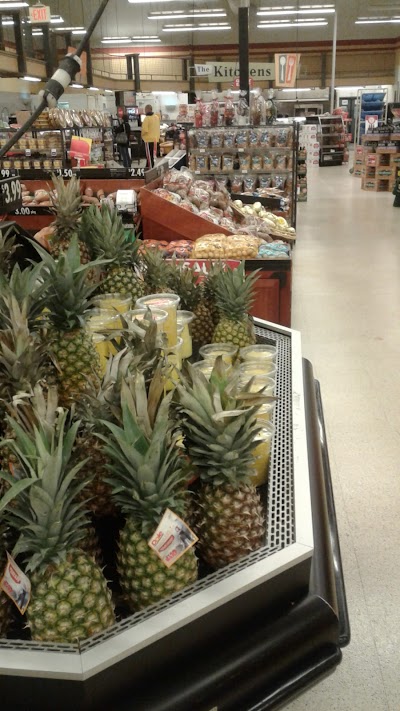 Giant Eagle Supermarket