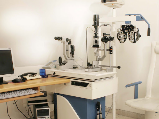 Ophthalmologist Dr. Hutter - Thumbnail