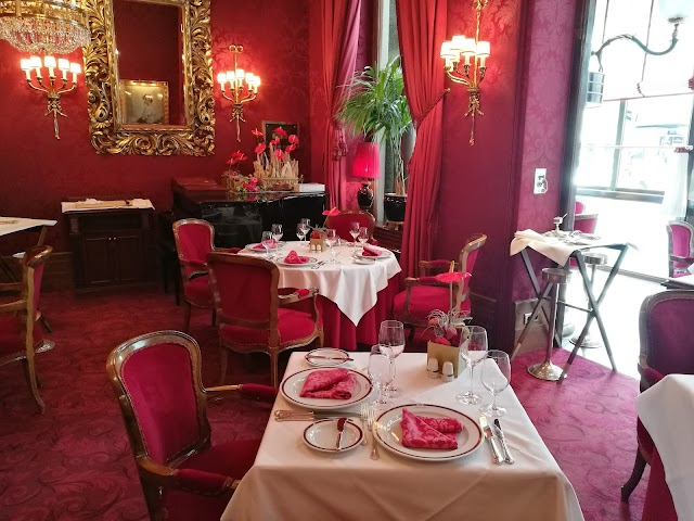 Restaurant "Rote Bar" im Hotel Sacher Wien