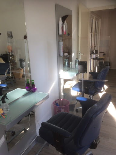 Knip en Krulsalon Marian - Thumbnail