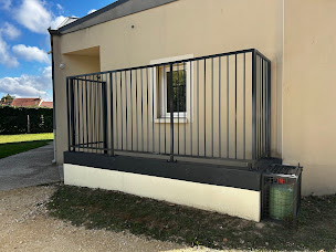 Photo n°21 de COUVREUR A GISORS BS : Entreprise De Couverture Peinture Maçonnerie Nettoyage Rénovation Comble Zingueur Ravalement De Façade- Gisors Magny On Vexin Beauvais Méru Versailles Normandie Eure 27 à Gisors (Peintre en bâtiment)