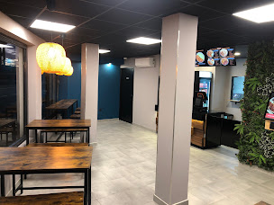 Photo n°38 de KAWOK - TOULOUSE CARTOUCHERIE à Toulouse (Restauration rapide)