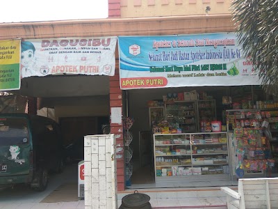 Photos of Apotek Putri Gumayun