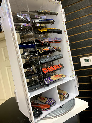 MIDTOWN TOBACCO, VAPES & MORE - Thumbnail