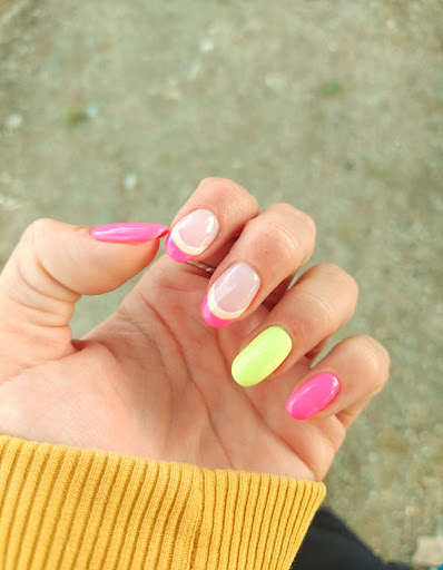 Queen Nails by Lau