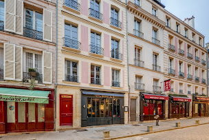 Photo n°3 de Apparts de l'Oncle Louis à Versailles (Appartement de vacances)