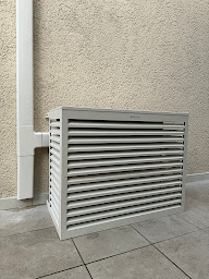 Photo n°11 de LESINSTALLATEURS .FR - Borne de recharge - Pompe à chaleur - Climatisation - Photovoltaïques - Ventilation à Pierrelaye (Usine de panneaux solaires photovoltaïques)