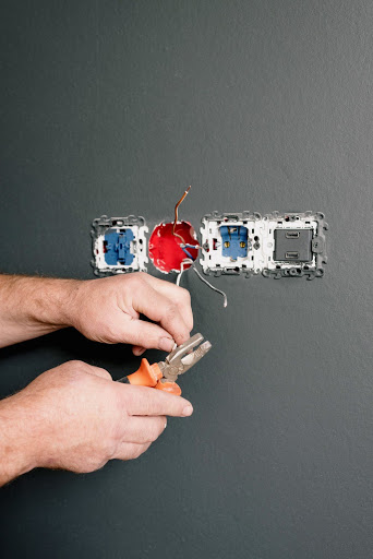 LinkedIn Electrical - Thumbnail