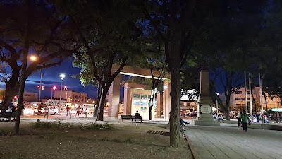 Photos of Monument To The Chiriguano