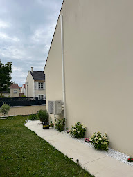 Photo n°3 de Neves Alexis Climatisation 77 à Fontenay-Trésigny (Service de réparation de systèmes de climatisation)