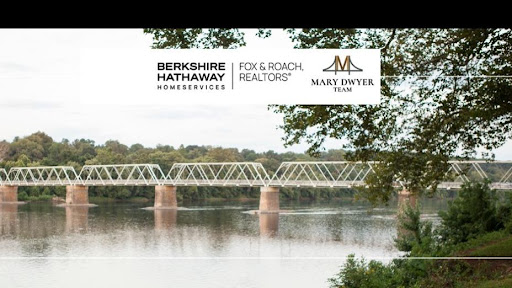 The Mary Dwyer & Amie Easterly Team - Berkshire Hathaway Home Services Fox & Roach Realtors Logo
