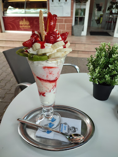 Eis Cafe ‘La Piazza” - Thumbnail