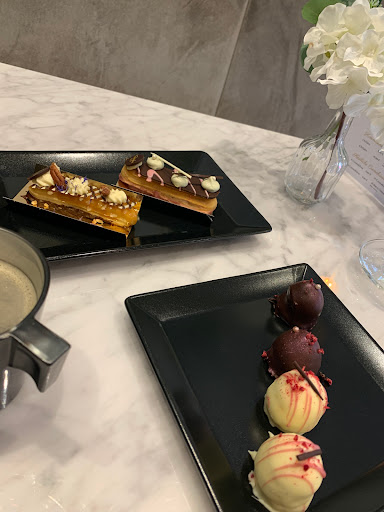 Lilli’s Café Gallery - Germany