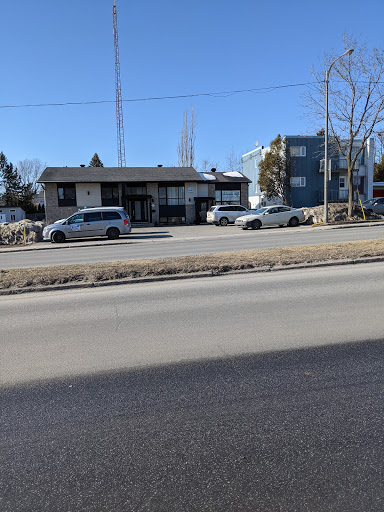 Taxi Laurier - Thumbnail