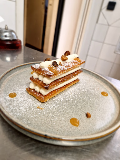 Restaurant Le Petit Café Gallery - France