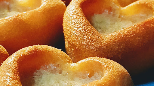 Beardy Bakes Sugee Cakes - Thumbnail