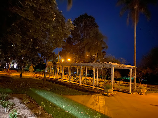 Public BBQ Area 1 Newtown Park Rose Garden - Thumbnail