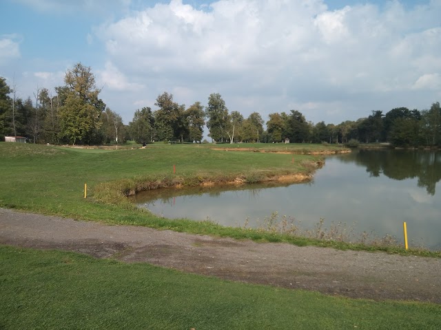 Golf Isabella